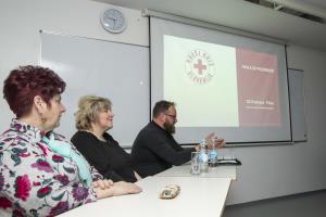 004 Rdeci kriz Foto atelje Postojna